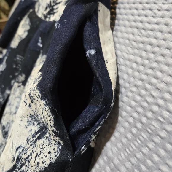 Carlisle Navy and Beige Floral A-Line Skirt With Pockets. - Picture 9 of 14